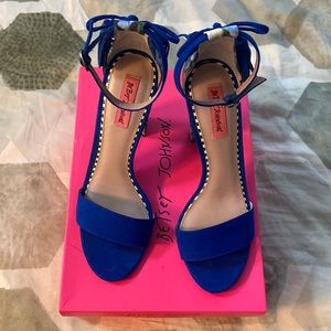BETSEY JOHNSON Rakko Heel Sandals - Size 10